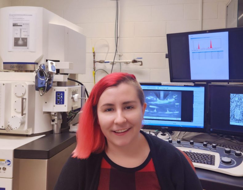 Headshot of Mollie Wilkinson in the Plata Lab.