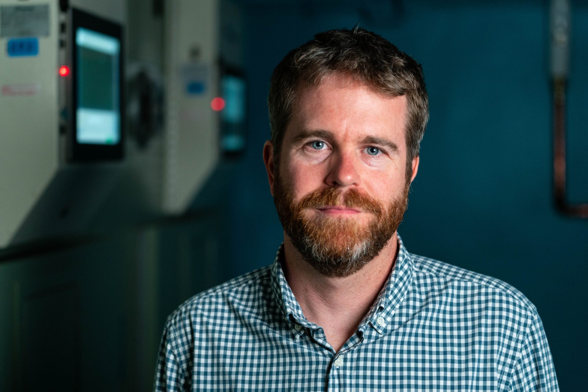 MIT Professor David Des Marais receives NSF CAREER Award